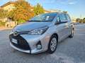 Toyota Yaris Yaris III 2015 5p 1.4 d-4d Active Silber - thumbnail 1