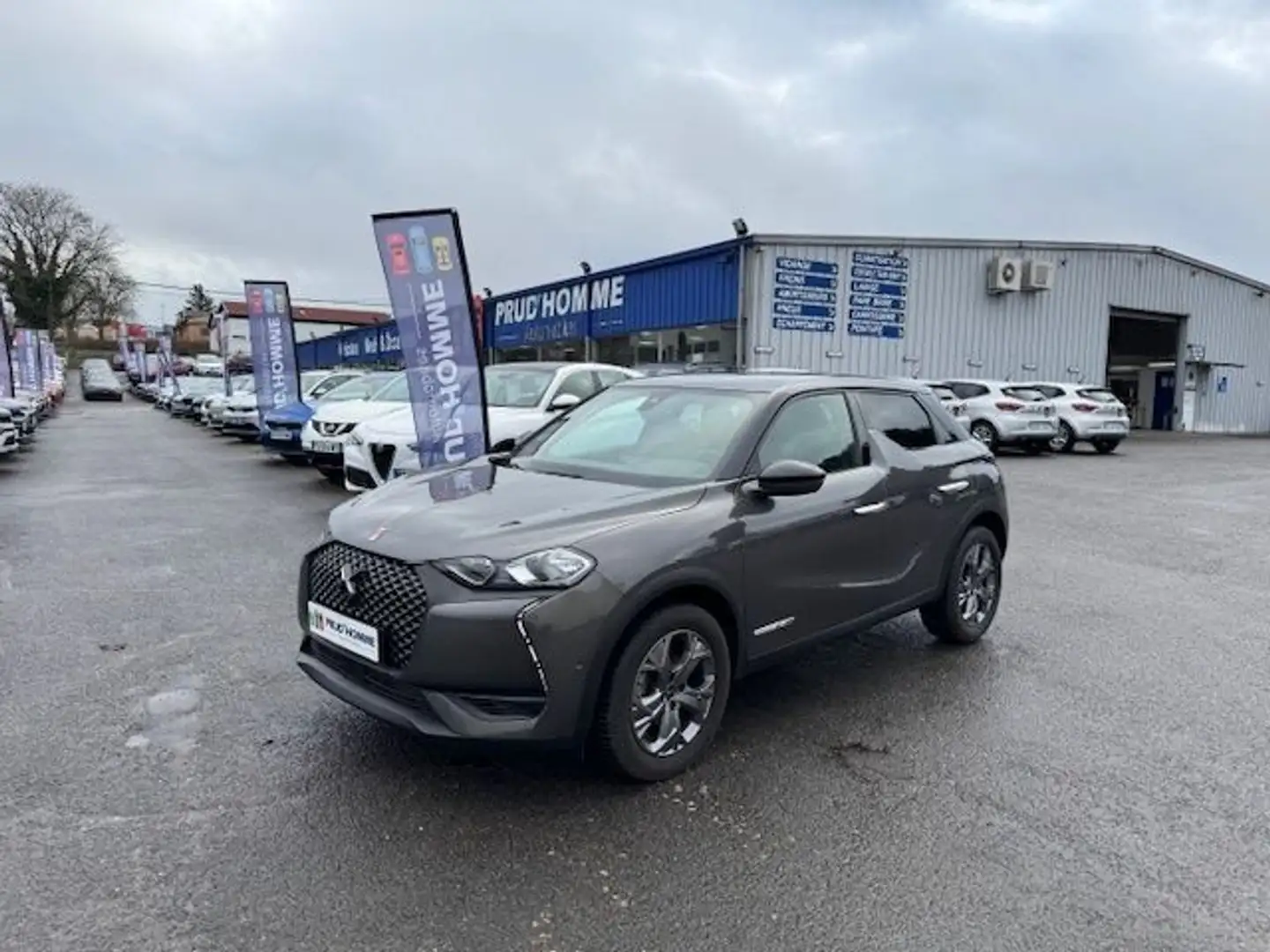 DS Automobiles DS 3 Crossback BLUEHDI 100CH PERFORMANCE LINE Gris - 1