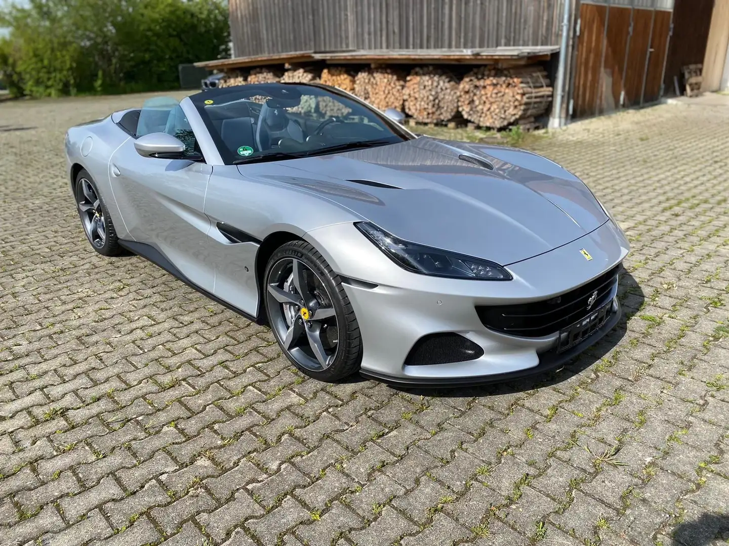 Ferrari Portofino M Срібний - 2