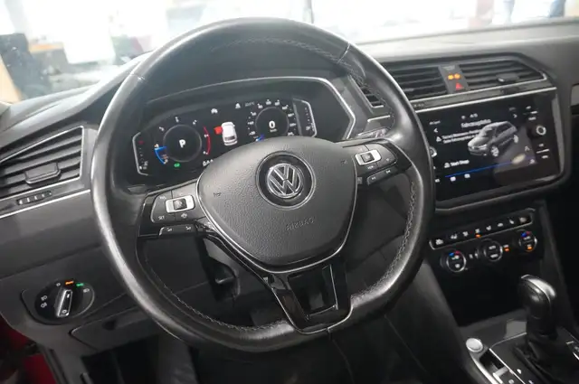 Volkswagen Tiguan Allspace view 15