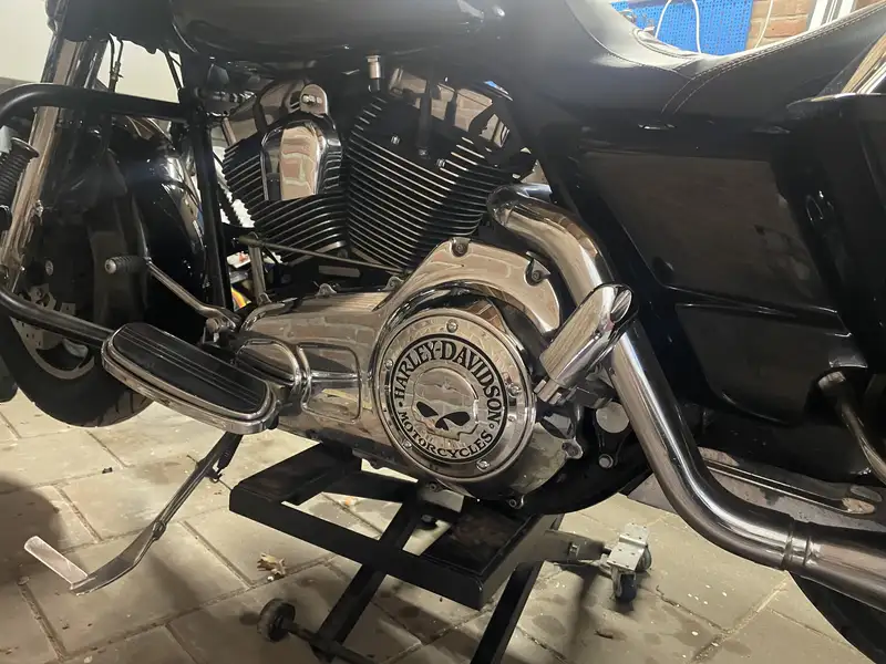 Harley-Davidson Street Glide - foto 8