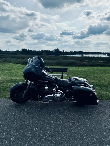 Harley-Davidson Street Glide - foto 4