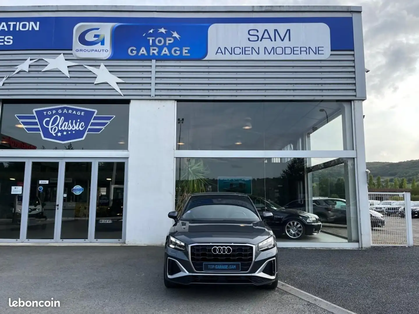 Audi Q2 35 TFSI 150 S tronic 7 line Plus Grau - 2