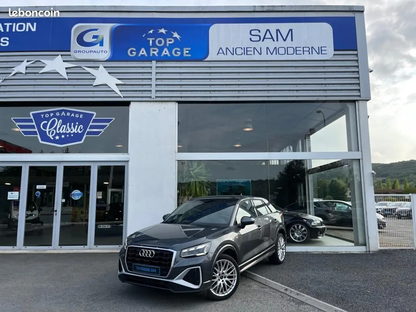 Audi Q2 35 TFSI 150 S tronic 7 line Plus Grau - 1