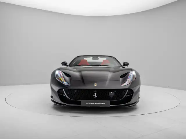 Ferrari 812 view 3