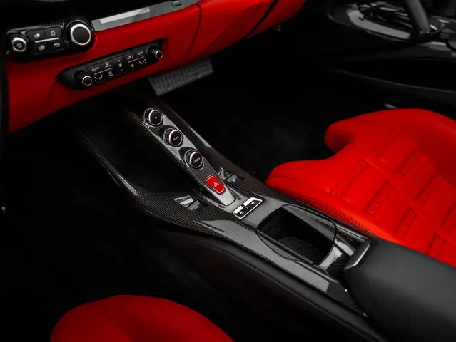 Ferrari 812 view 15