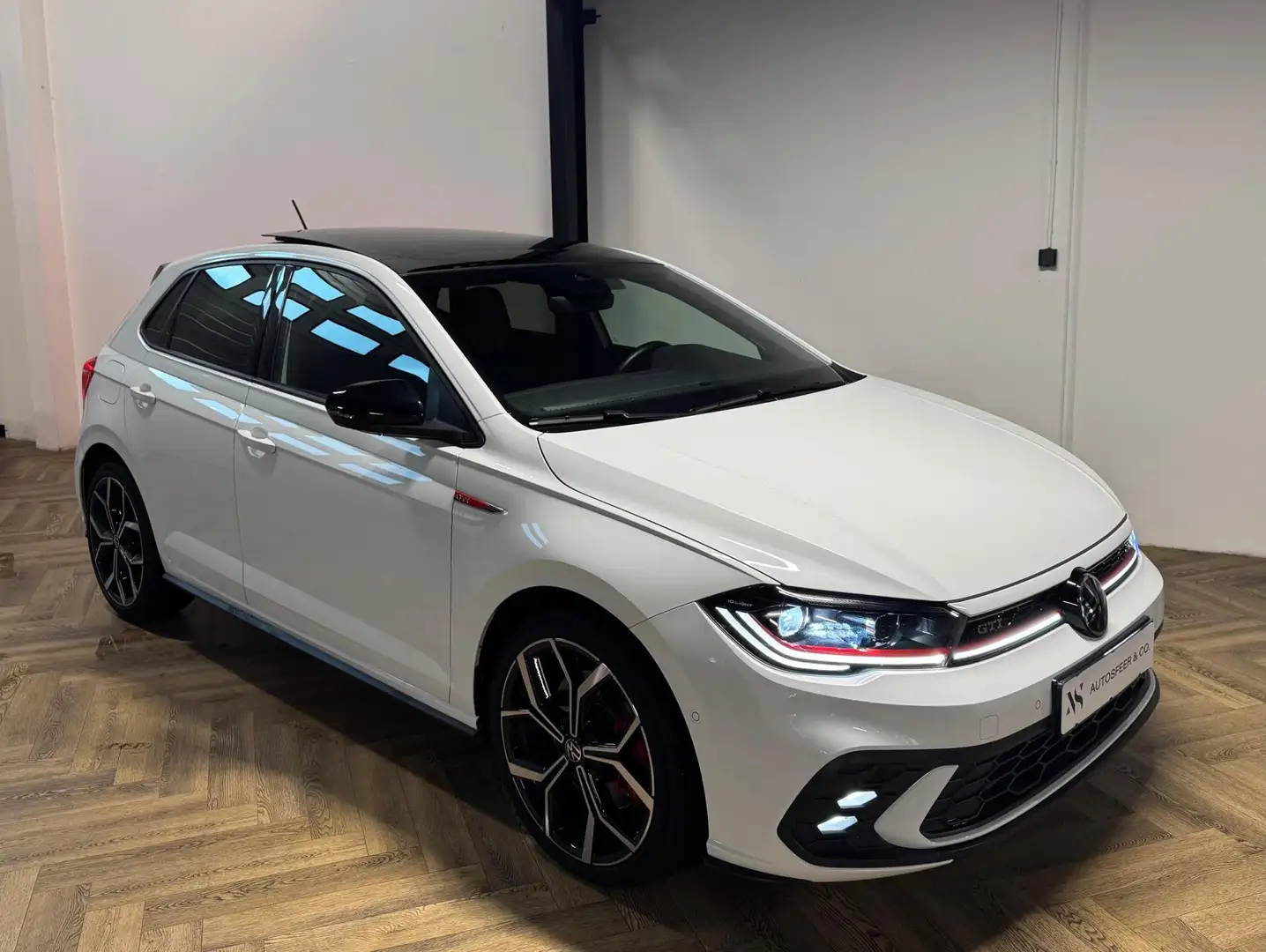 Volkswagen Polo GTI 2.0 TSI PANO KEYLESS Blanc - 2