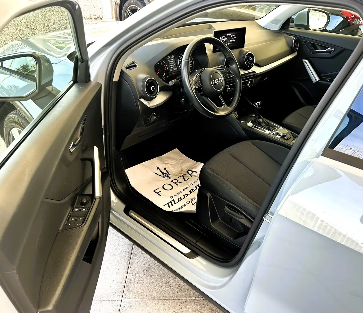 Audi Q2 Q2 I 2021 30 2.0 tdi Admired Advanced s-tronic Grigio - 2