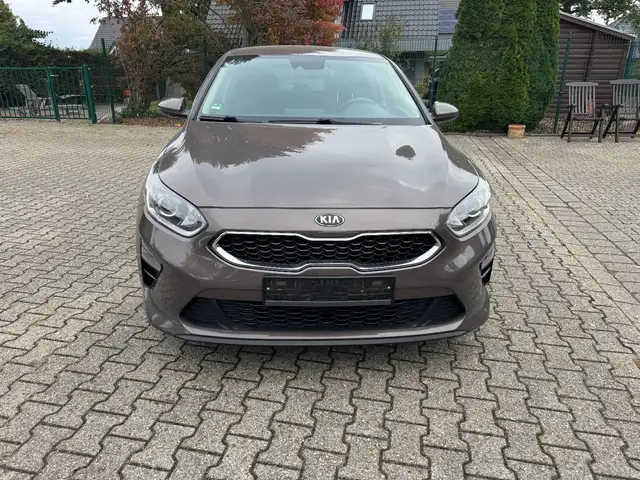 Kia Ceed / cee'd
