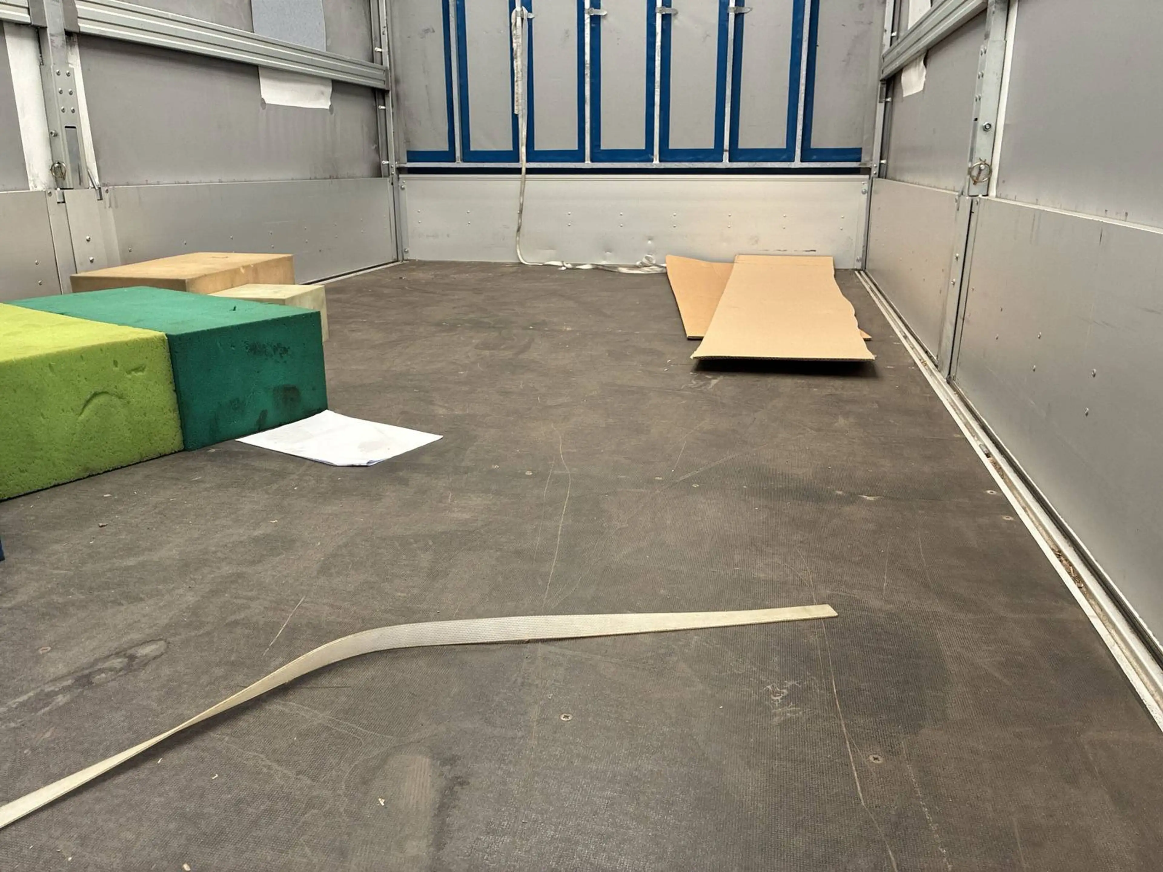 Renault Master PRITSCHE PLANE — photo 14