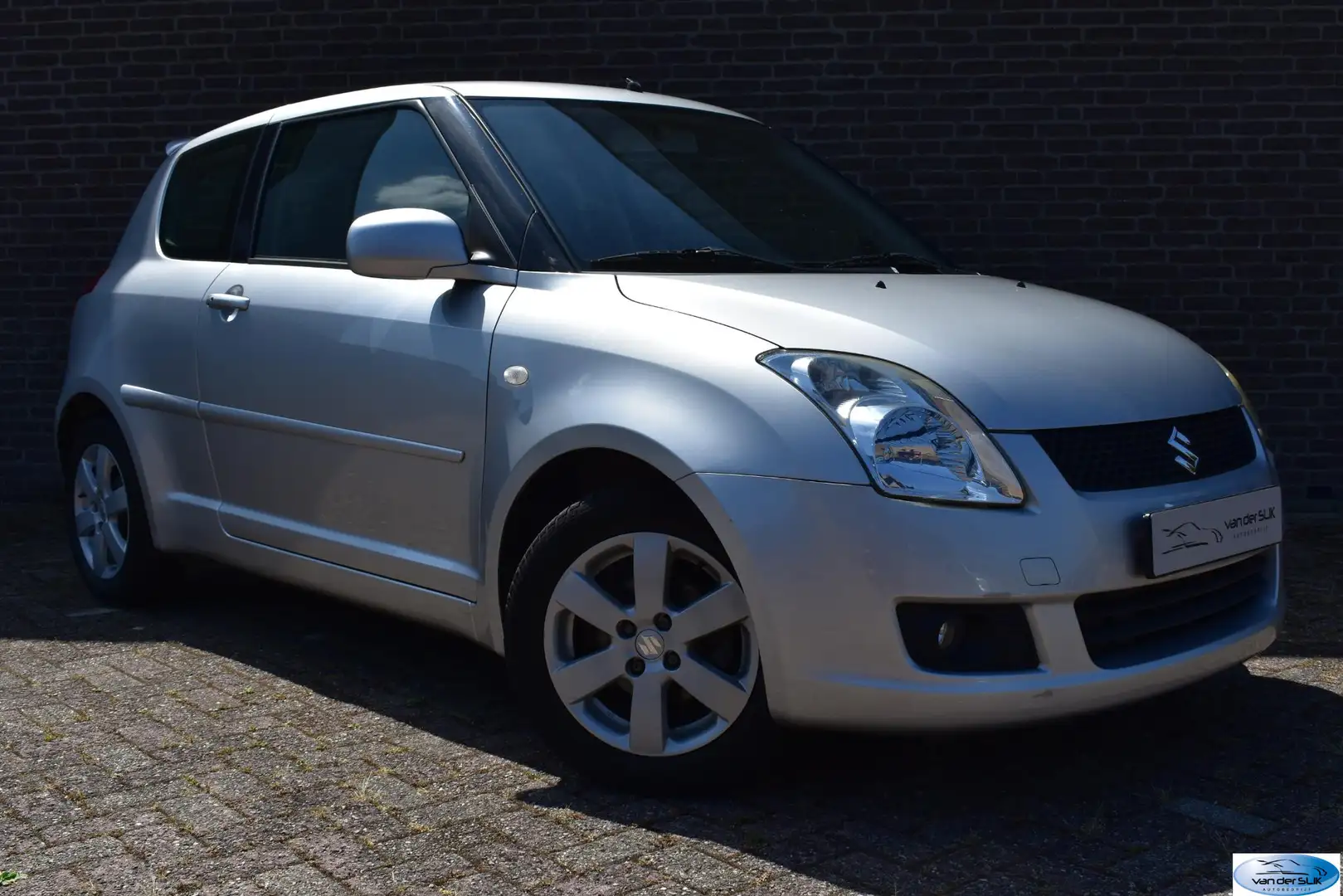Suzuki Swift 1.3 Bandit 1e Eigenaar, Climate Control, NL auto Gris - 1