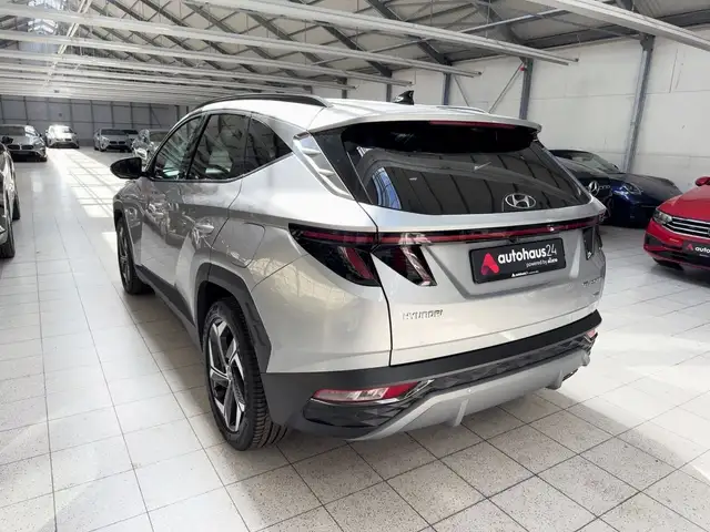Hyundai Tucson view 4