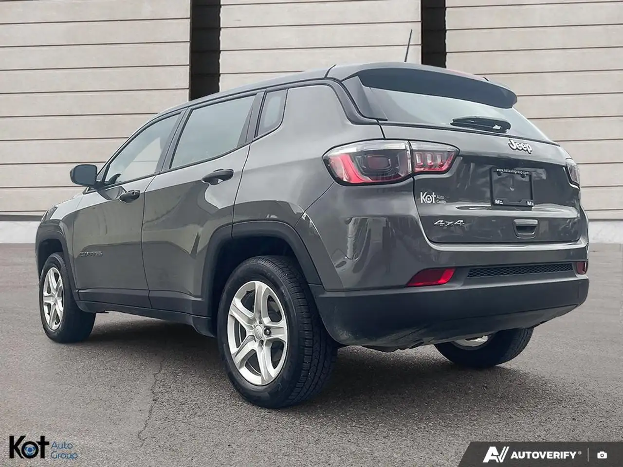 Jeep Compass снимка Jeep Compass