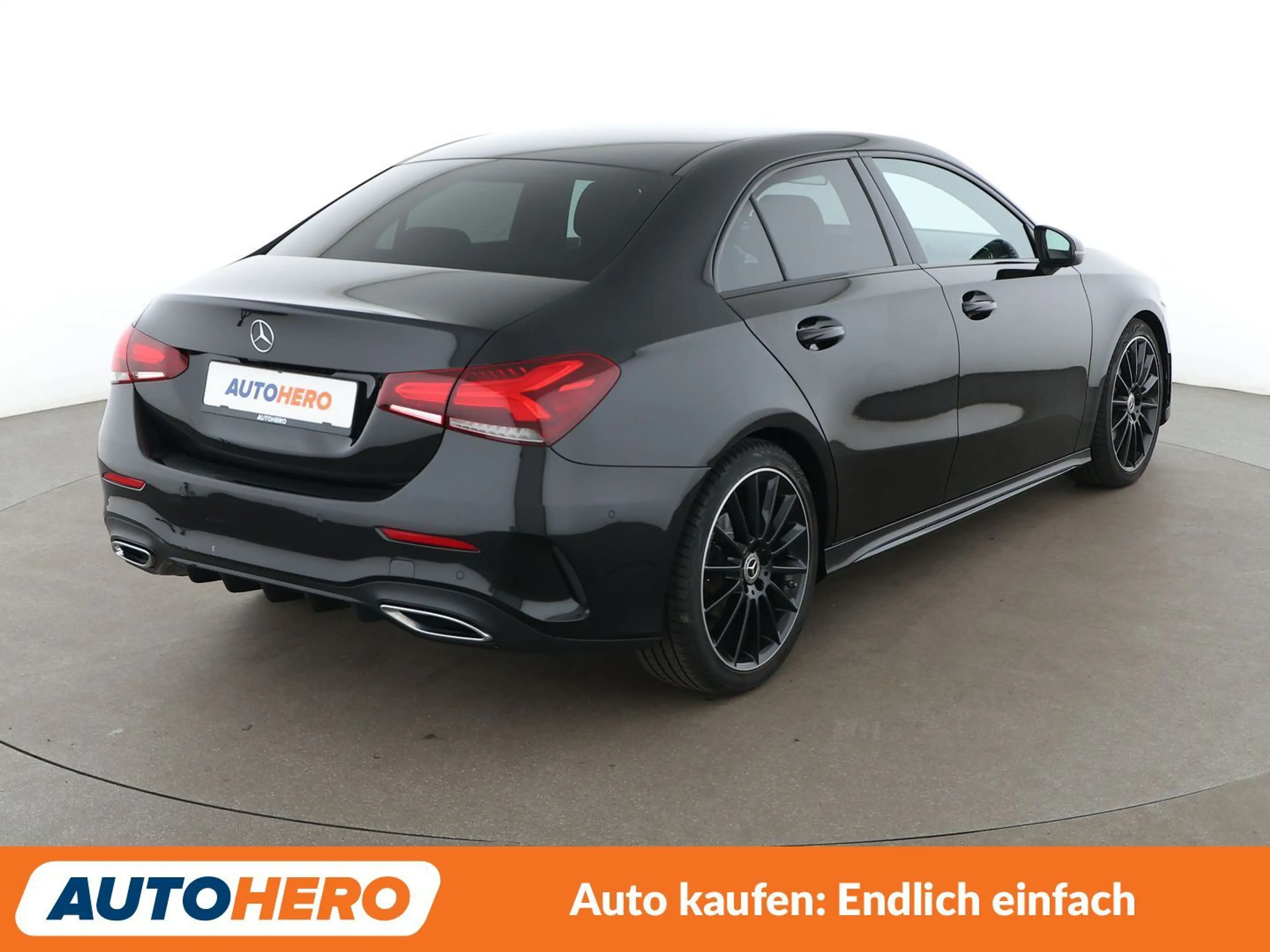 Mercedes-Benz A 180 AMG Line Aut.*LED*NAVI*TEMPO*CAM*PDC*SHZ*KLIMA* — photo 6