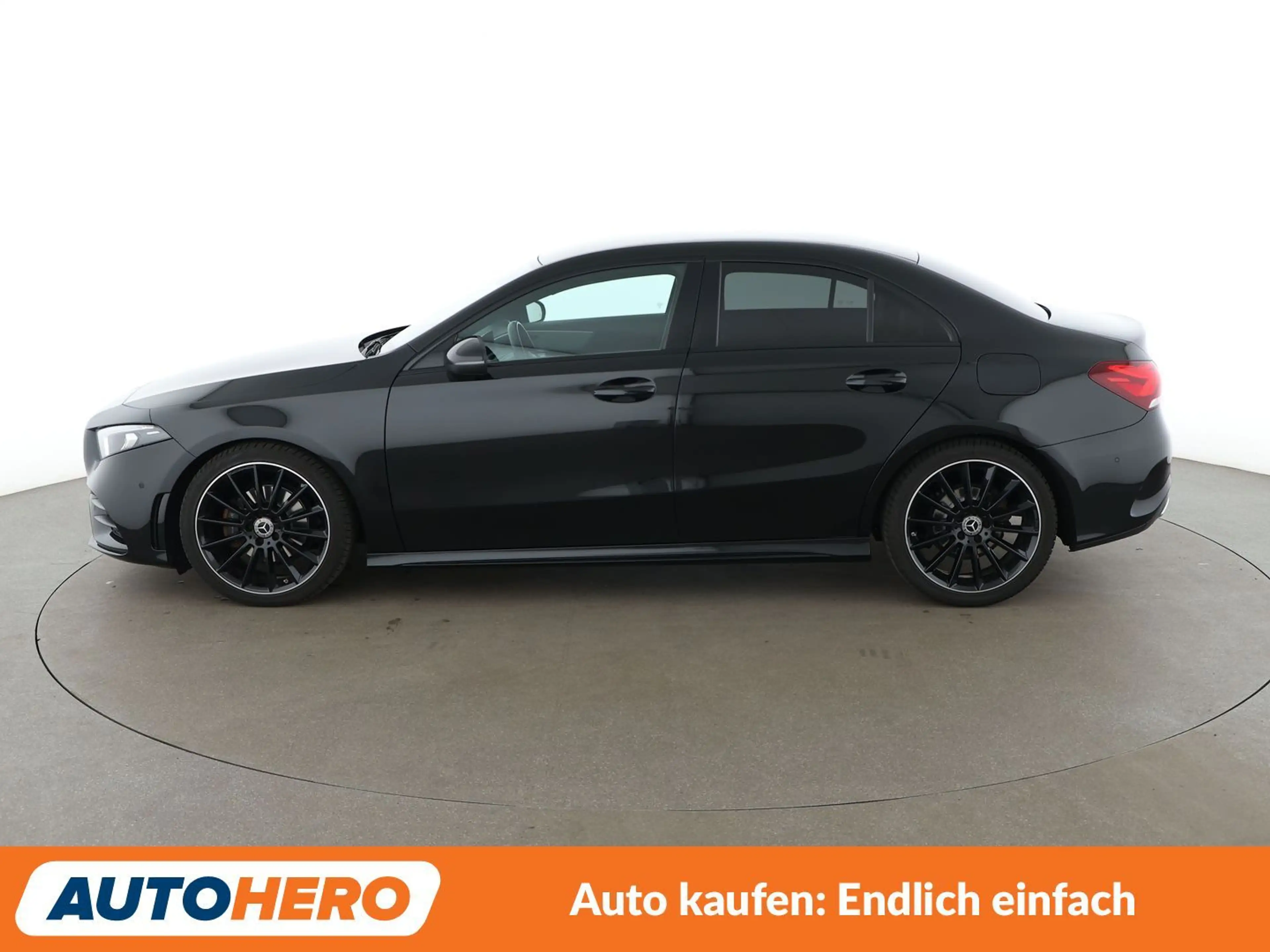 Mercedes-Benz A 180 AMG Line Aut.*LED*NAVI*TEMPO*CAM*PDC*SHZ*KLIMA* — photo 3