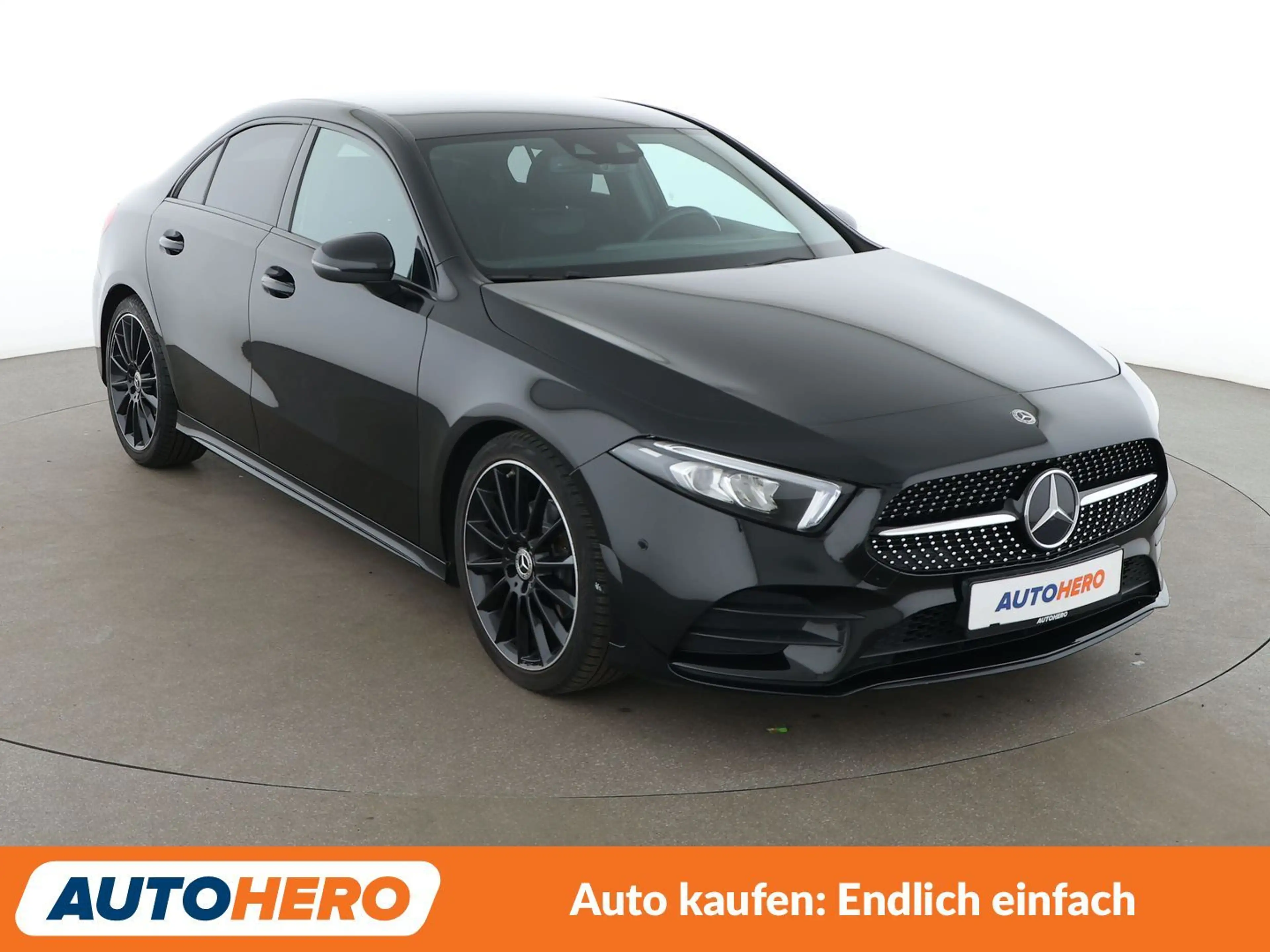 Mercedes-Benz A 180 AMG Line Aut.*LED*NAVI*TEMPO*CAM*PDC*SHZ*KLIMA* — photo 8