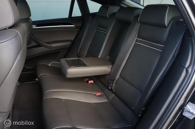 BMW X6 view 7