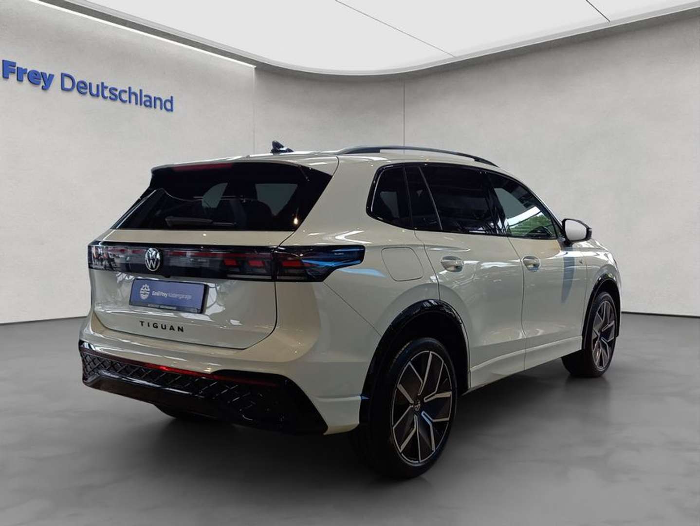 Volkswagen TIGUAN TDI 4Motion R-Line - - Joinsteer - #3