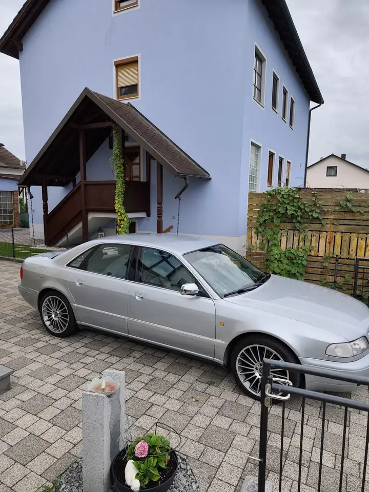 Audi A8 4.2 quattro, foto 3