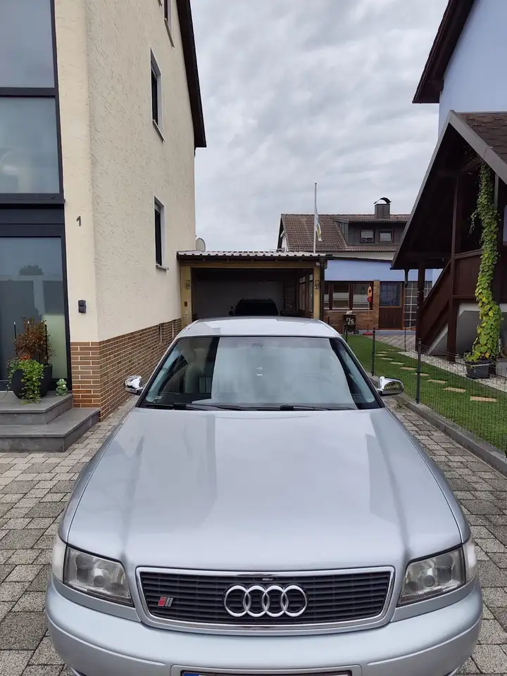 Audi A8 4.2 quattro, foto 5