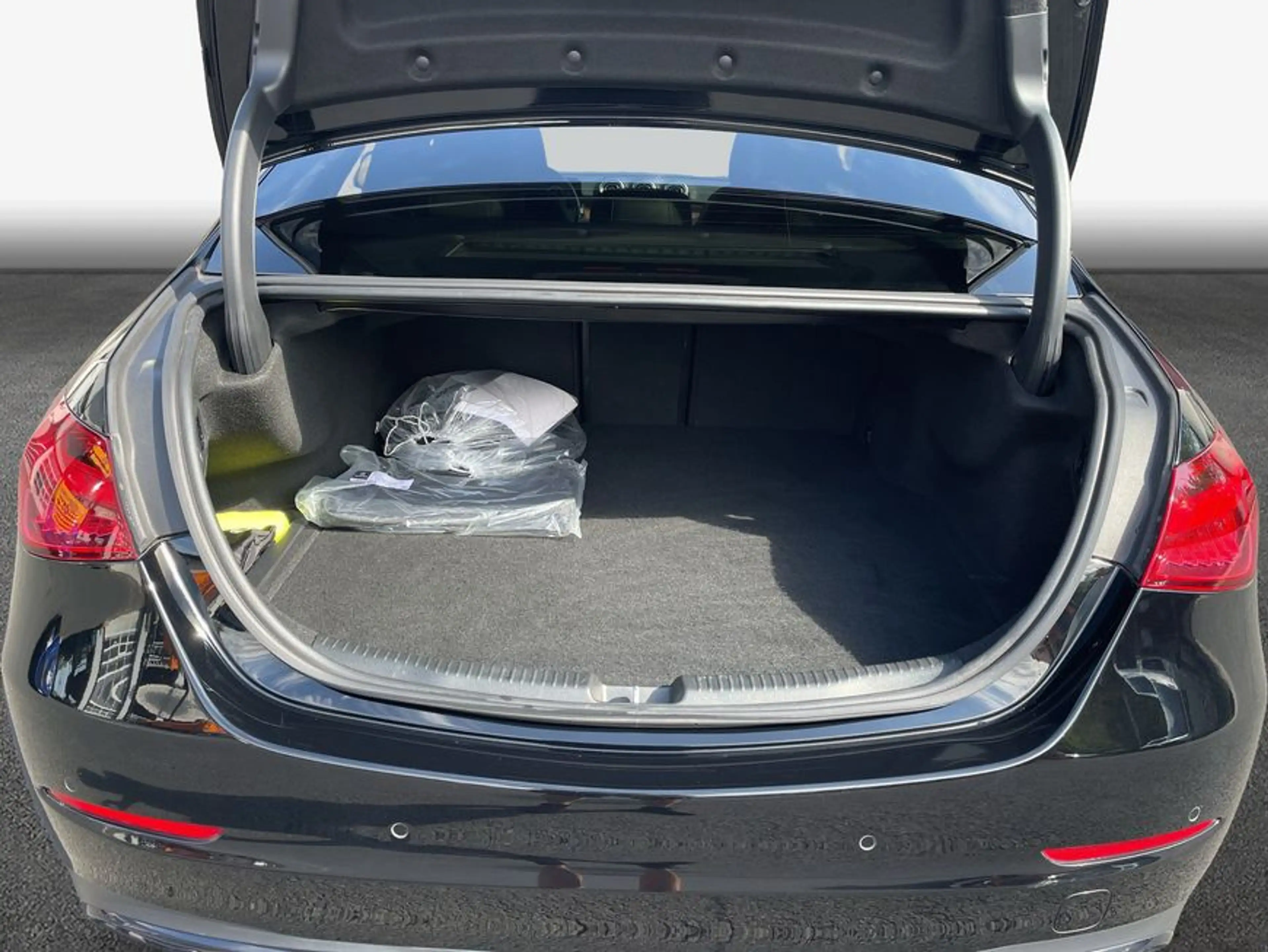 Mercedes-Benz C 300 C-Klasse — photo 8