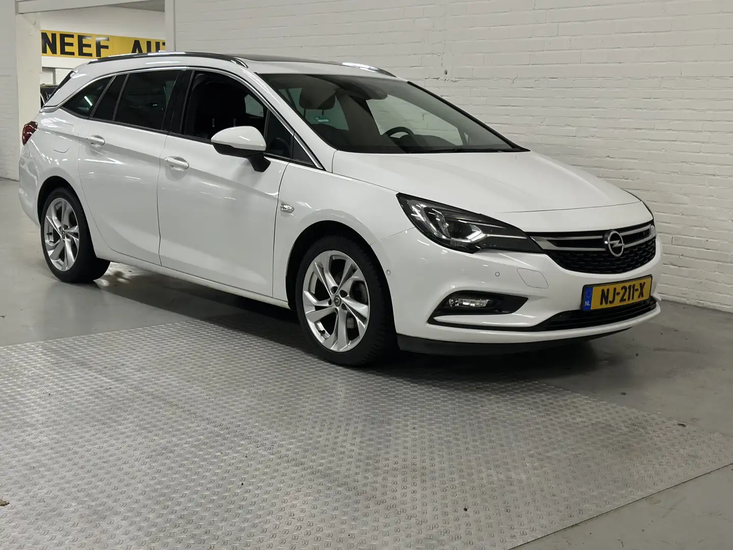 Opel Astra Sports Tourer 1.6 CDTI Innovation CLIMA /NAVI /LEE Blanco - 2