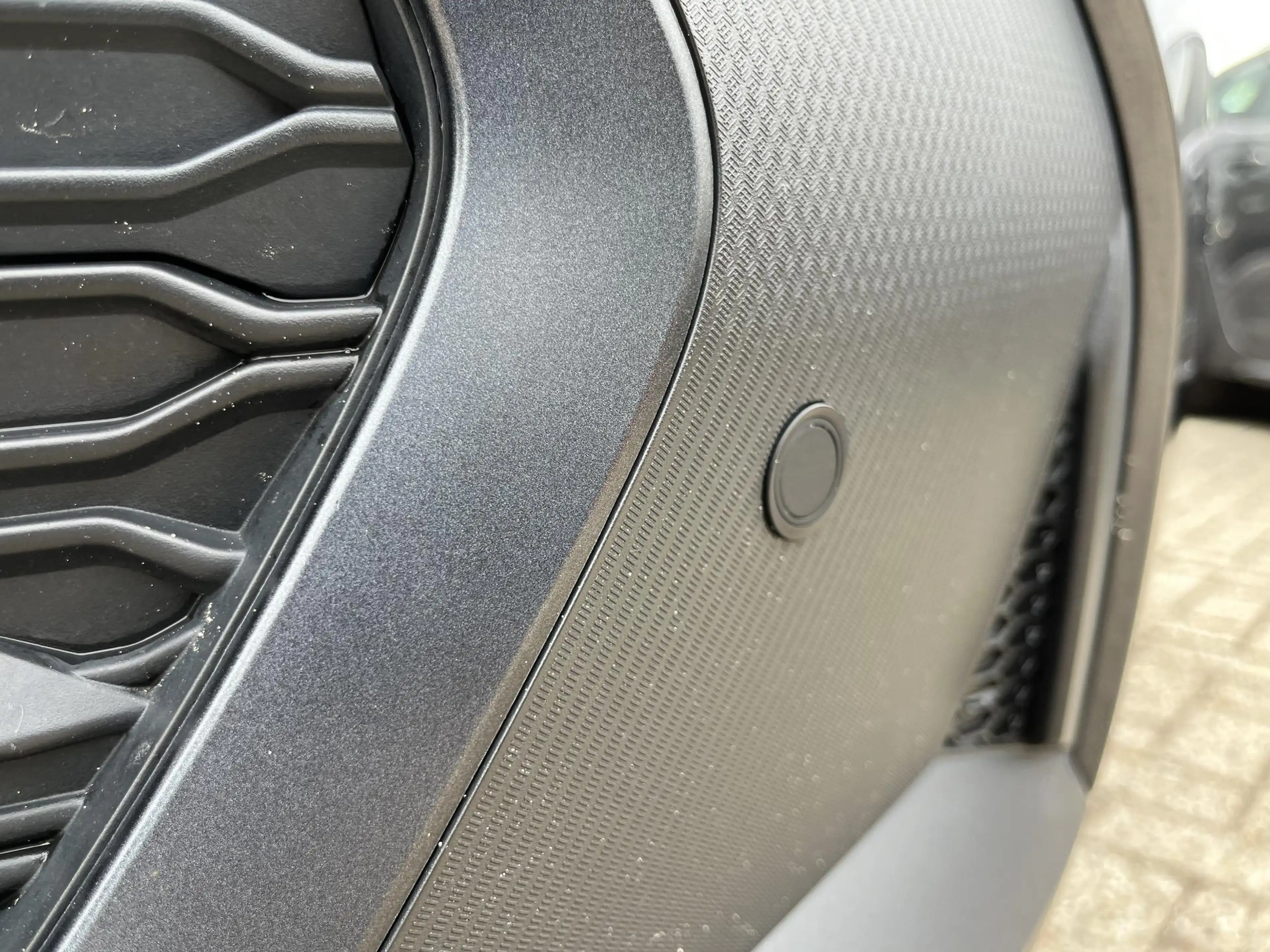 Toyota C-HR 2.0 Plug-in Hybrid 220 First Edition l 360 camera — photo 5