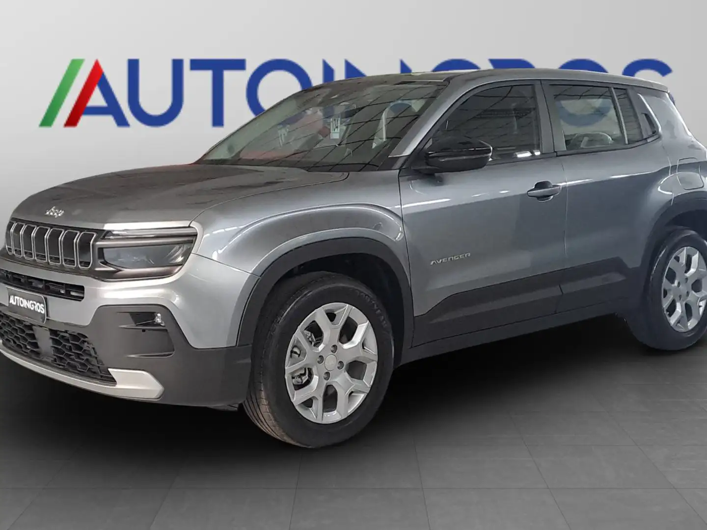 Jeep Avenger 1.2 Turbo e-Hybrid Altitude Grijs - 1