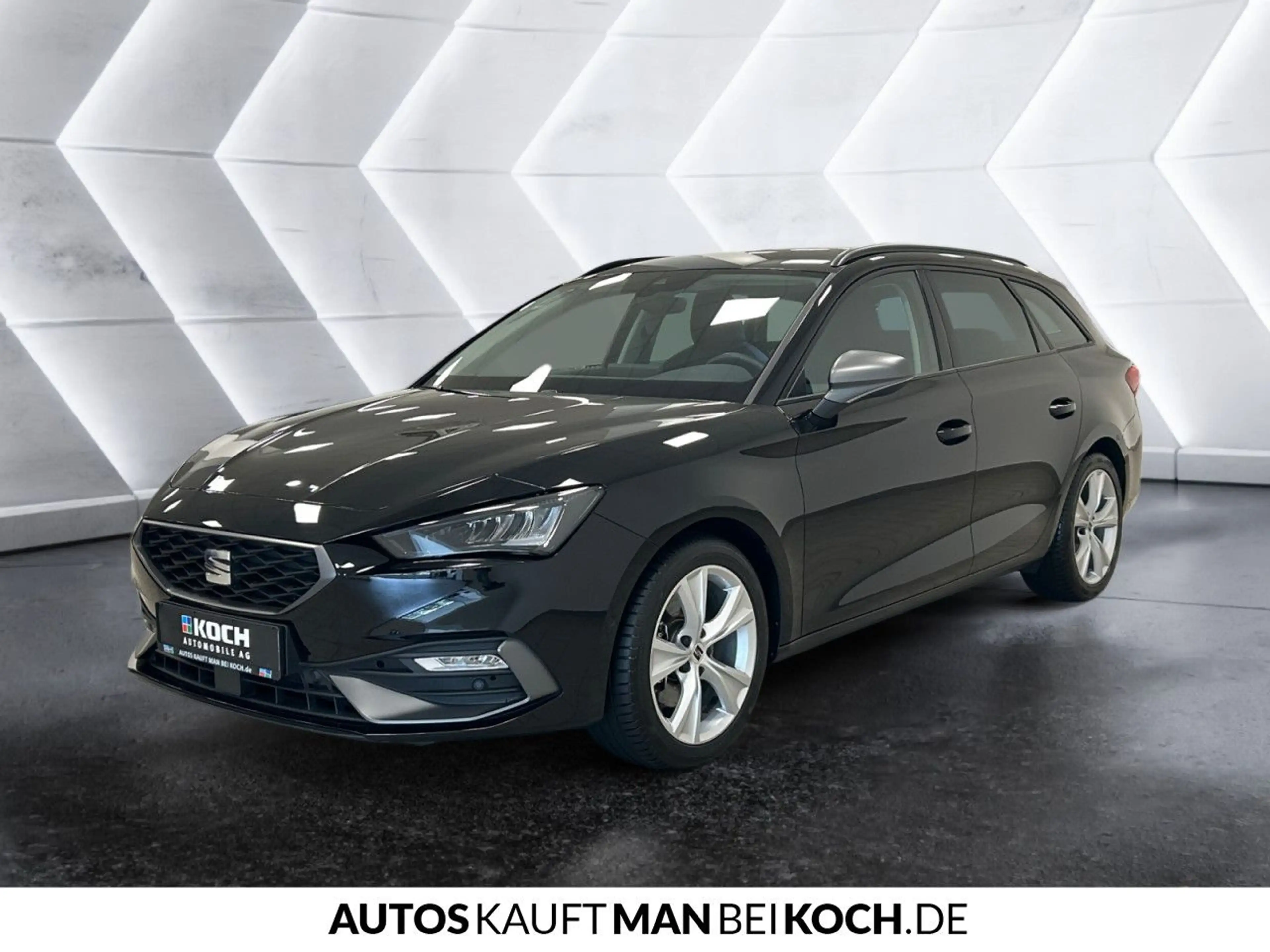 SEAT Leon Sportstourer FR 2.0 TDI DSG TOTWINKEL NAVI SH — photo 3