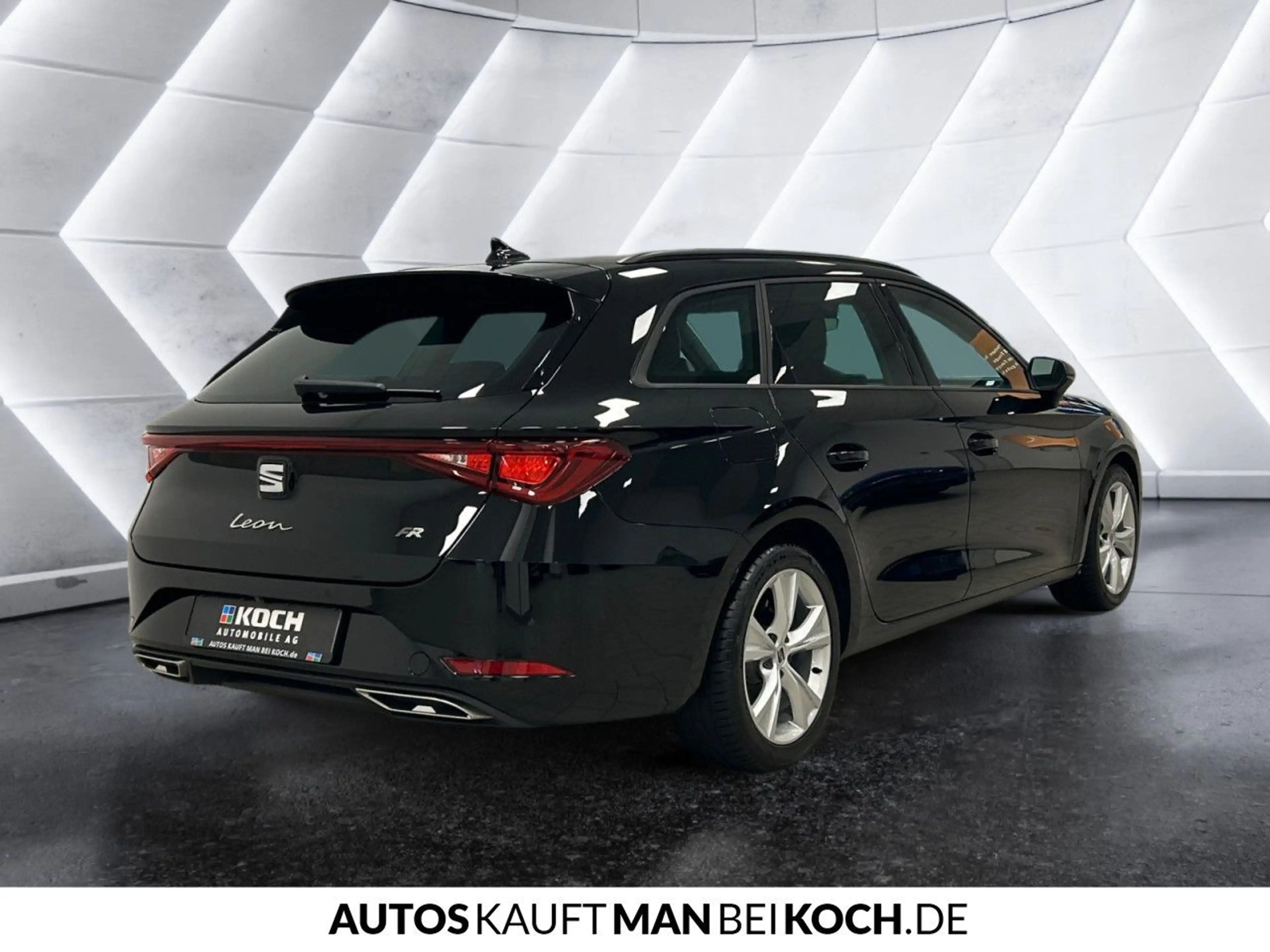 SEAT Leon Sportstourer FR 2.0 TDI DSG TOTWINKEL NAVI SH — photo 5