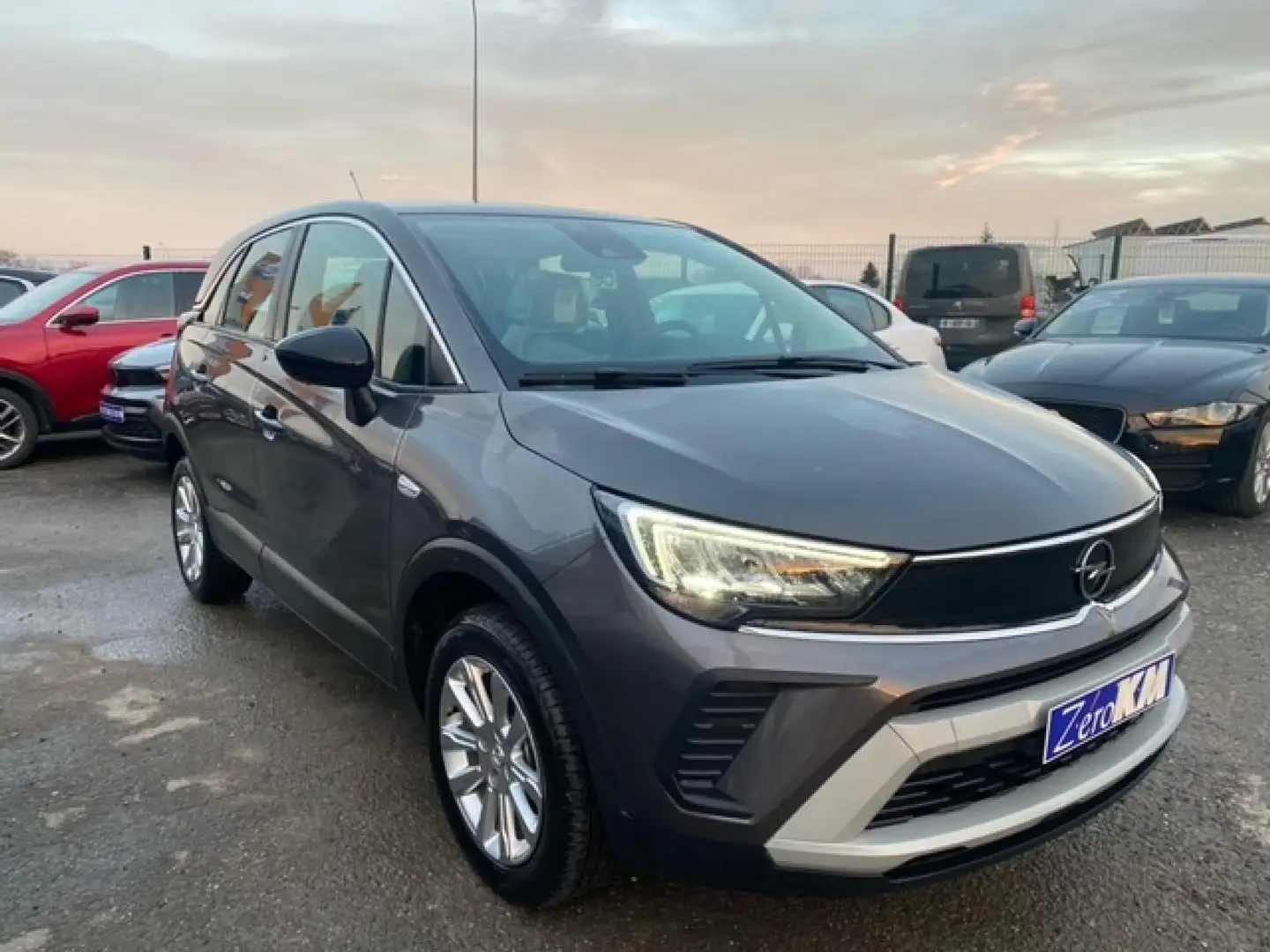 Opel Crossland 1.2i Turbo - 110 - S\u0026S  X Elégance Gris - 2