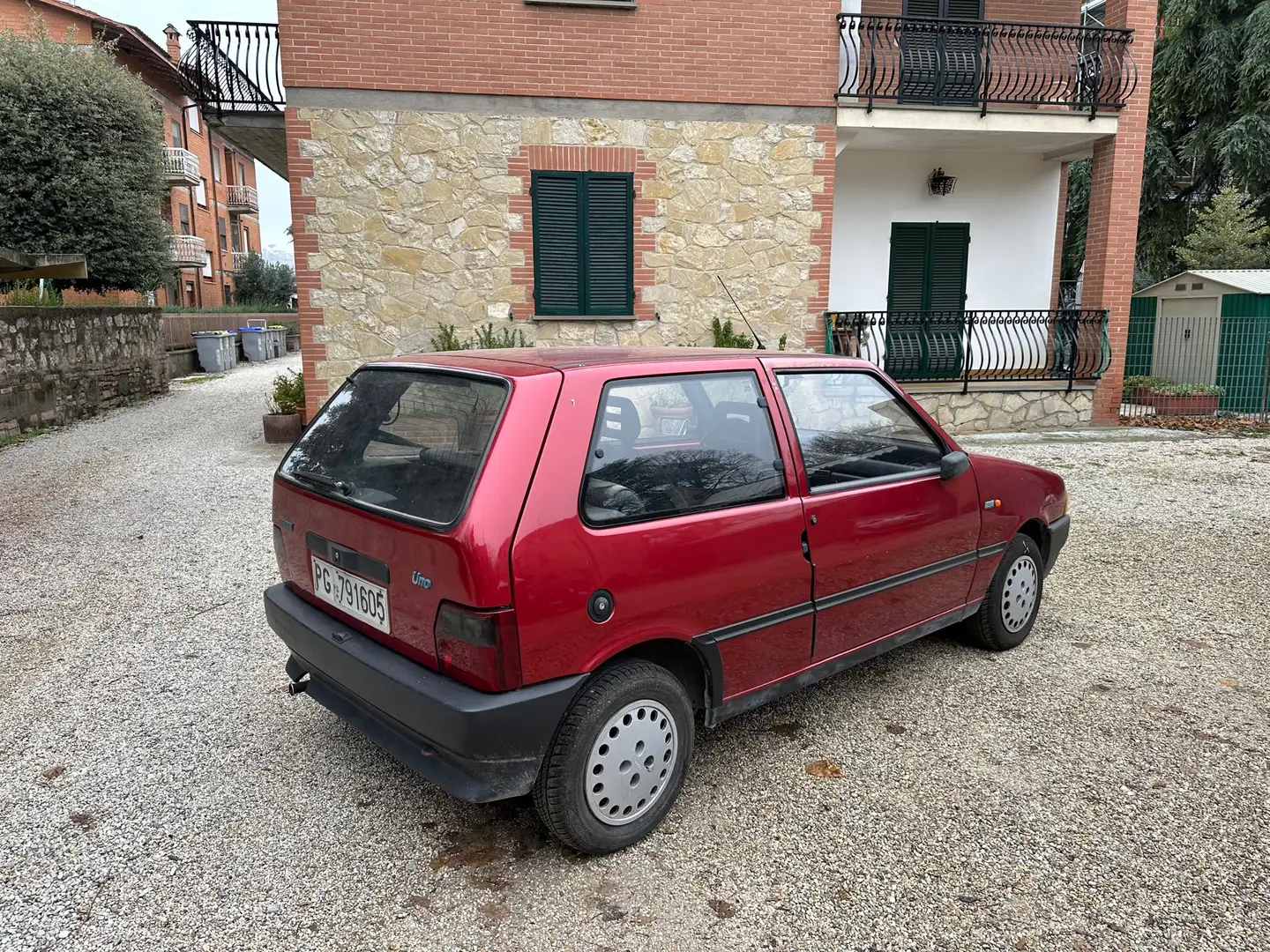 Fiat Uno 3p 1.0 ie Fire cat. Czerwony - 1