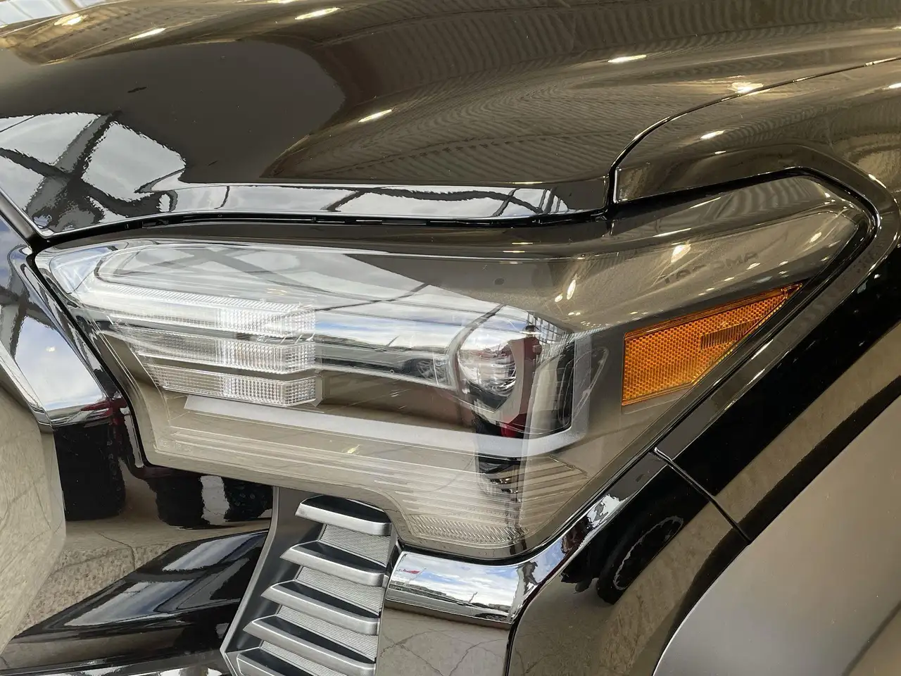 Toyota Tacoma снимка Toyota Tacoma