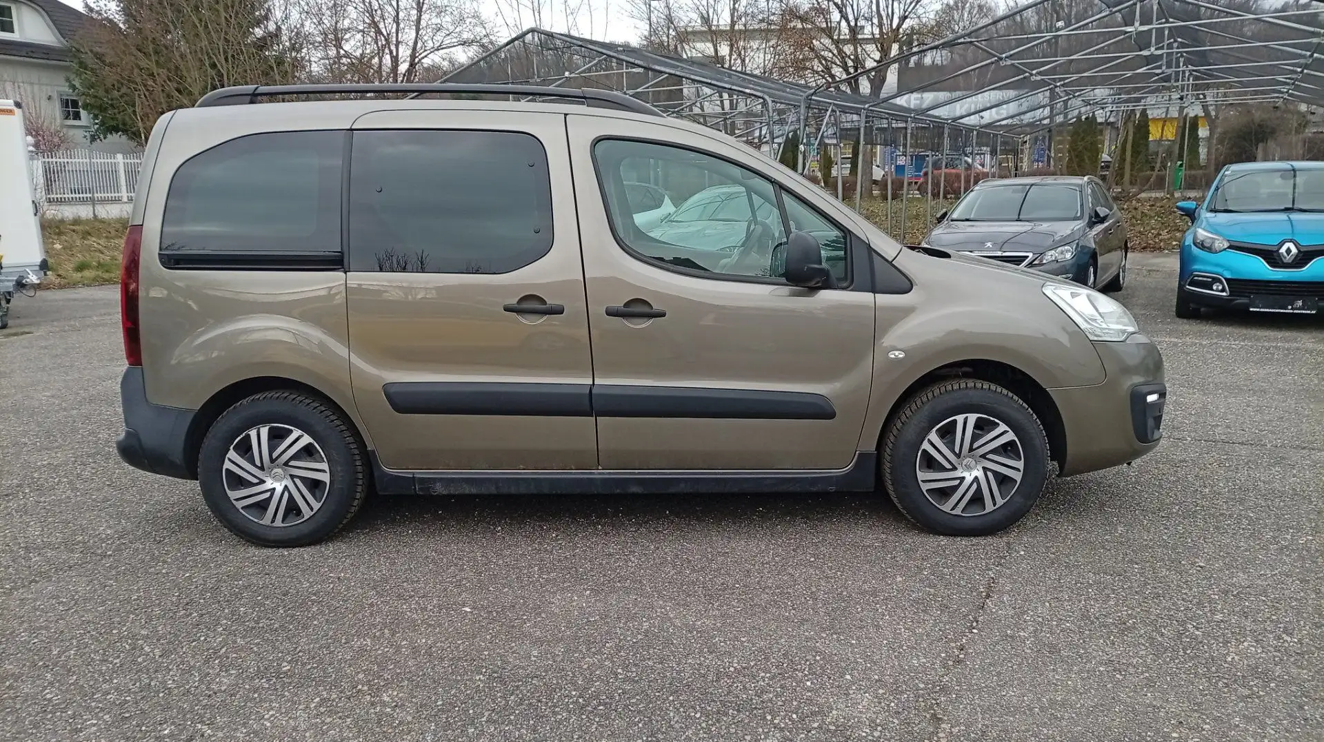 Citroen Berlingo 1.6 BlueHDi 120 FAP XTR Start/Stop Braun - 2