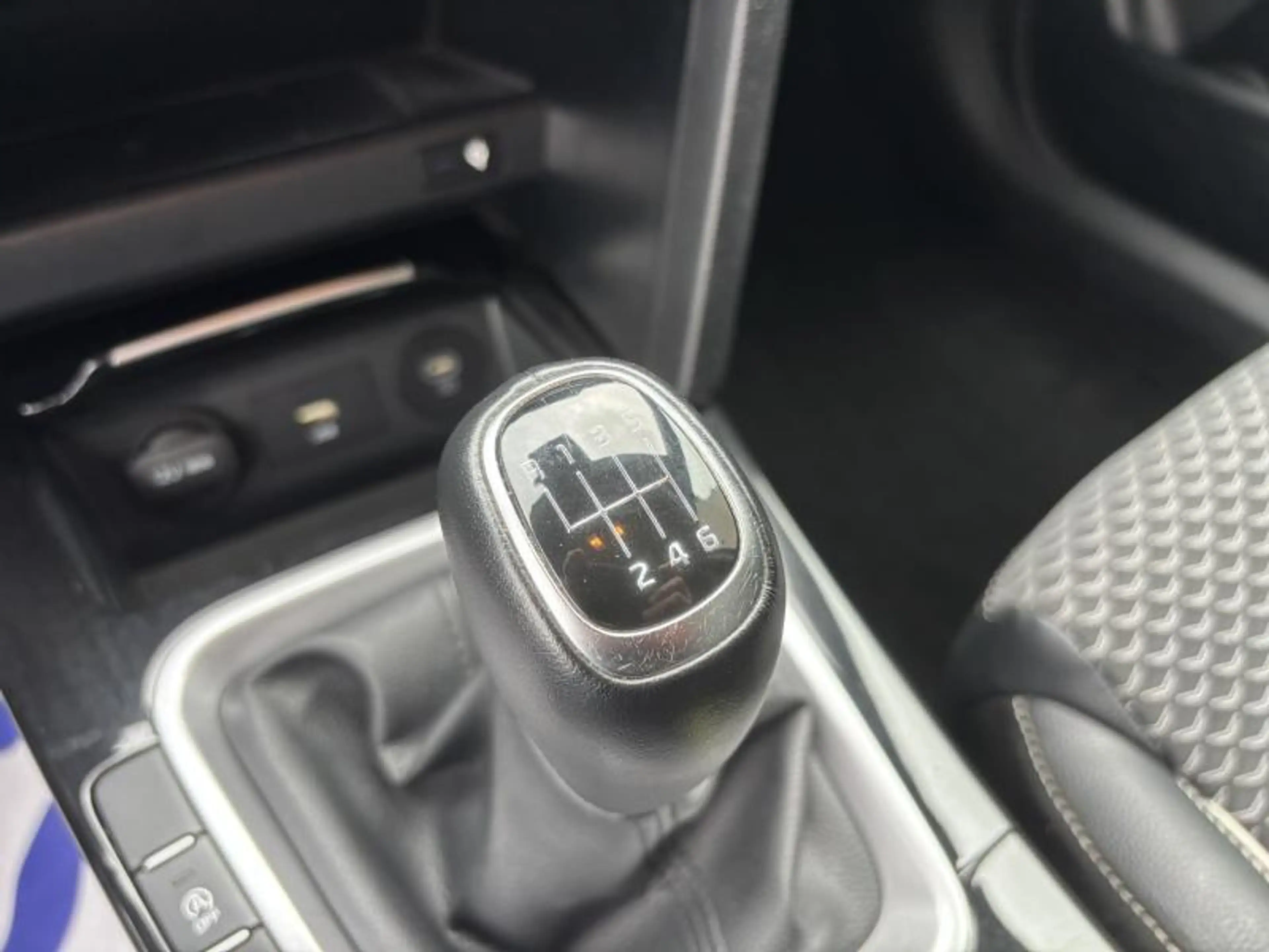 Kia XCeed 1.5i — photo 6