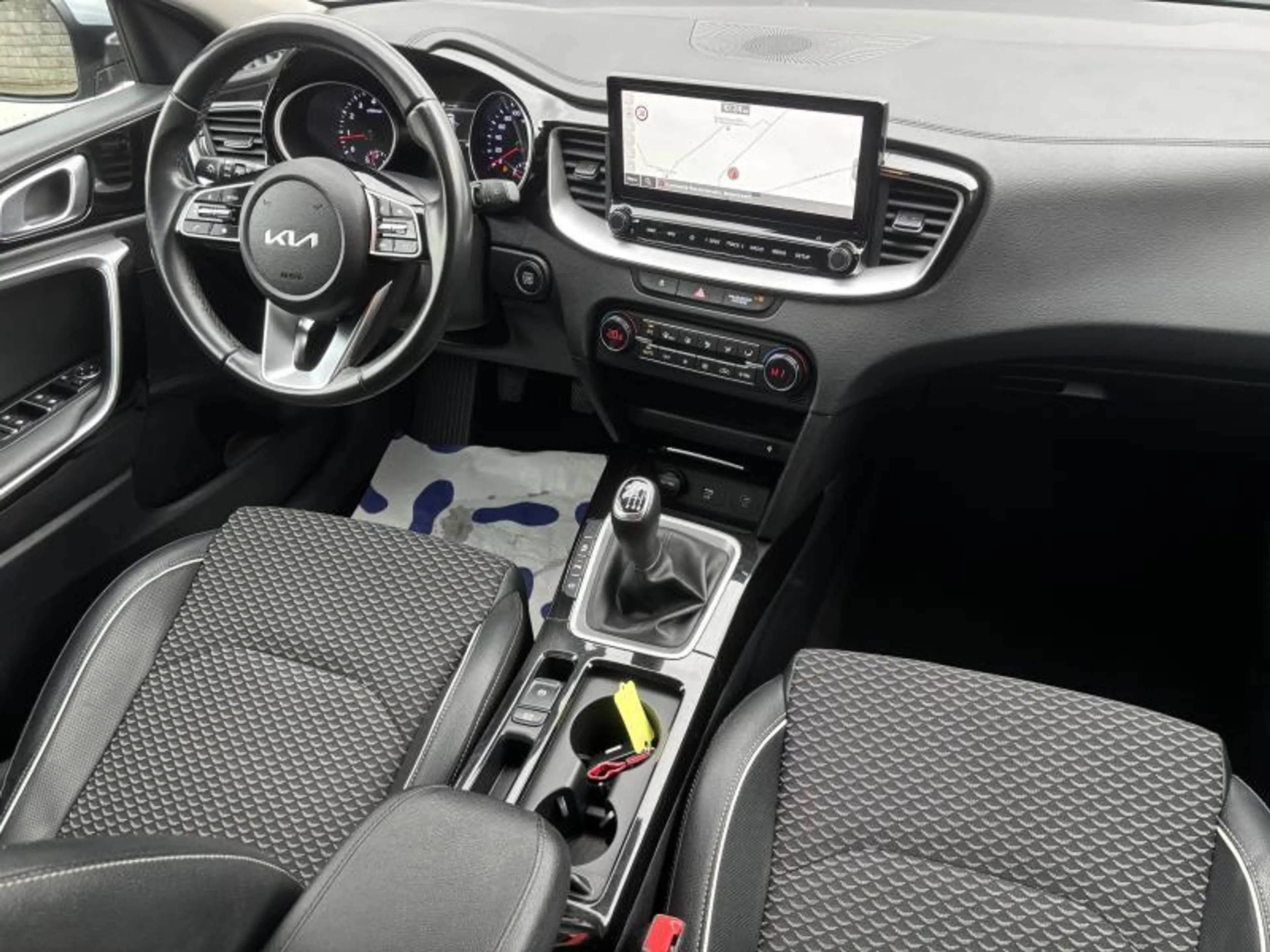 Kia XCeed 1.5i — photo 15