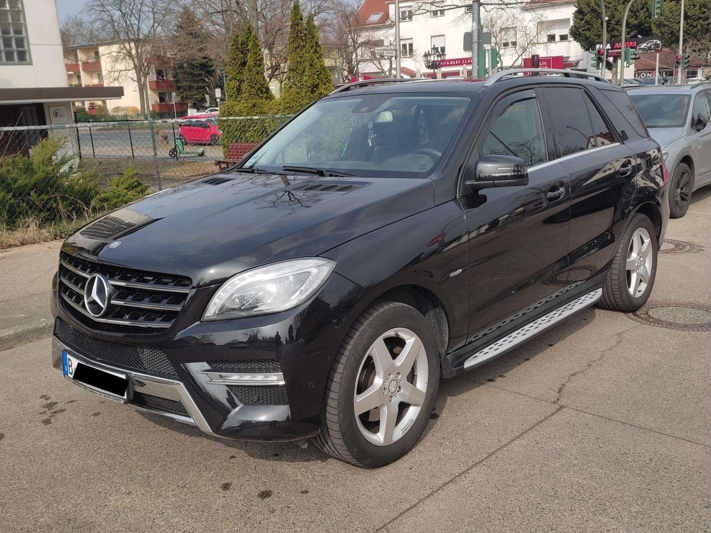 Second hand Mercedes Benz Ml-Class 350