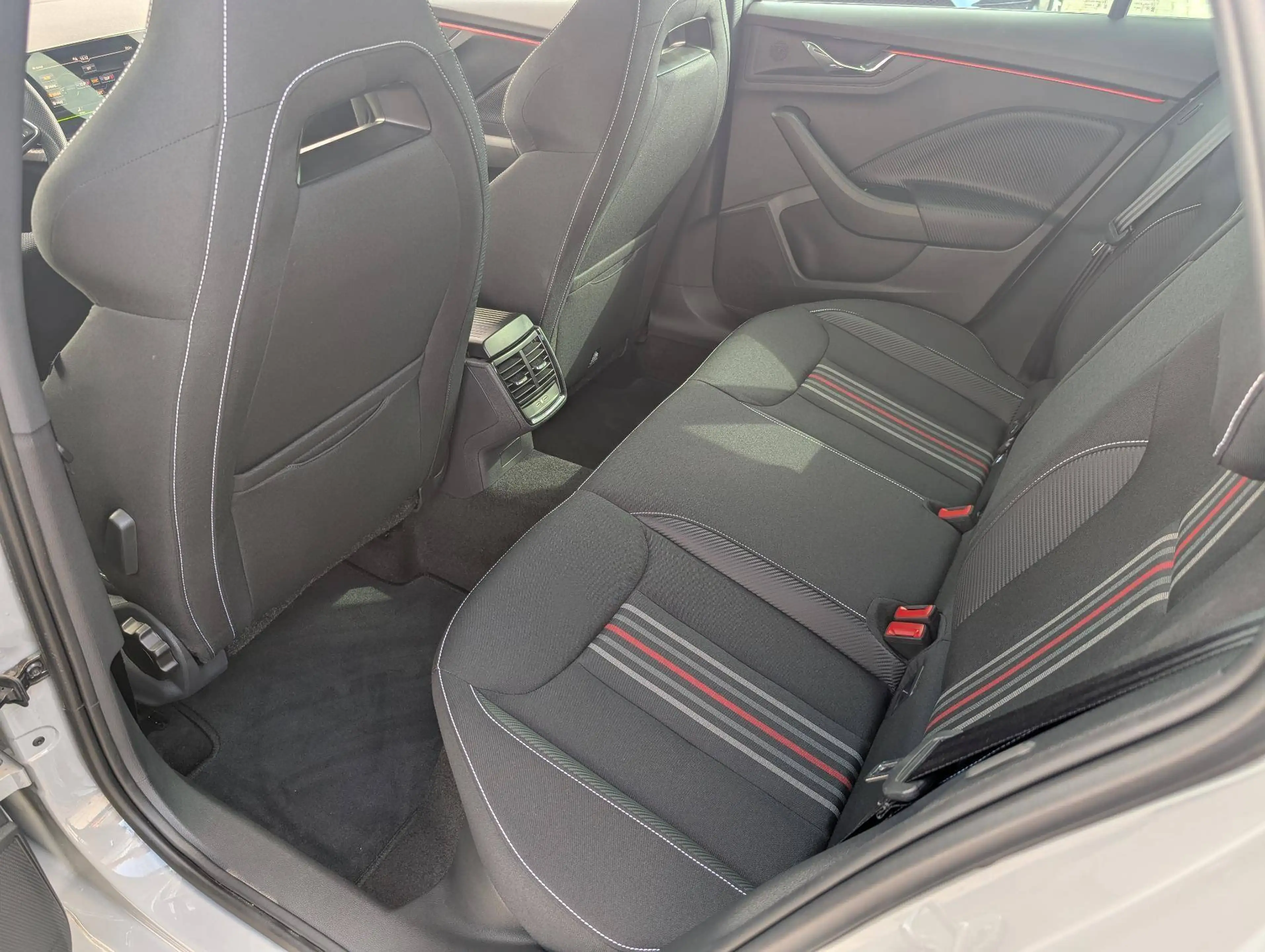 Skoda Scala Monte Carlo — photo 12