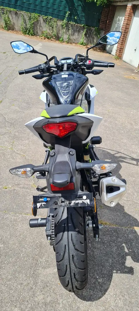 Kawasaki Z 125 Schwarz - 2