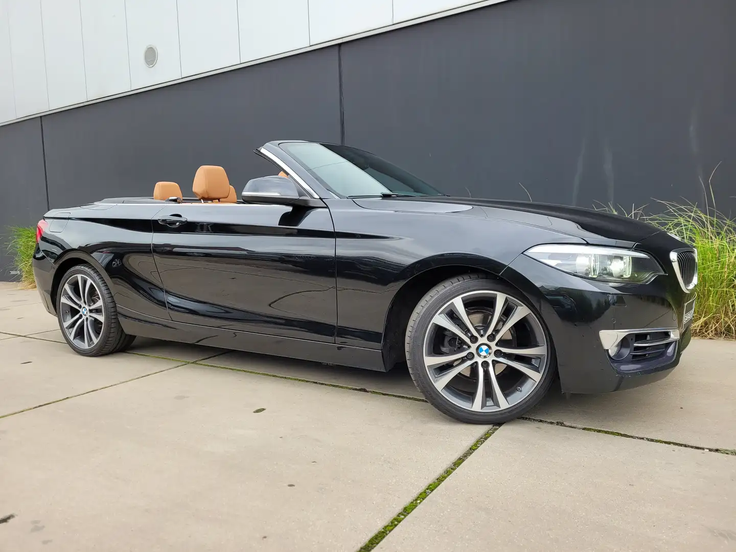 BMW 218 iA*CABRIO*AUT.*LEDER*NAVI*HARMAN KARDON*FULL LED* Noir - 1