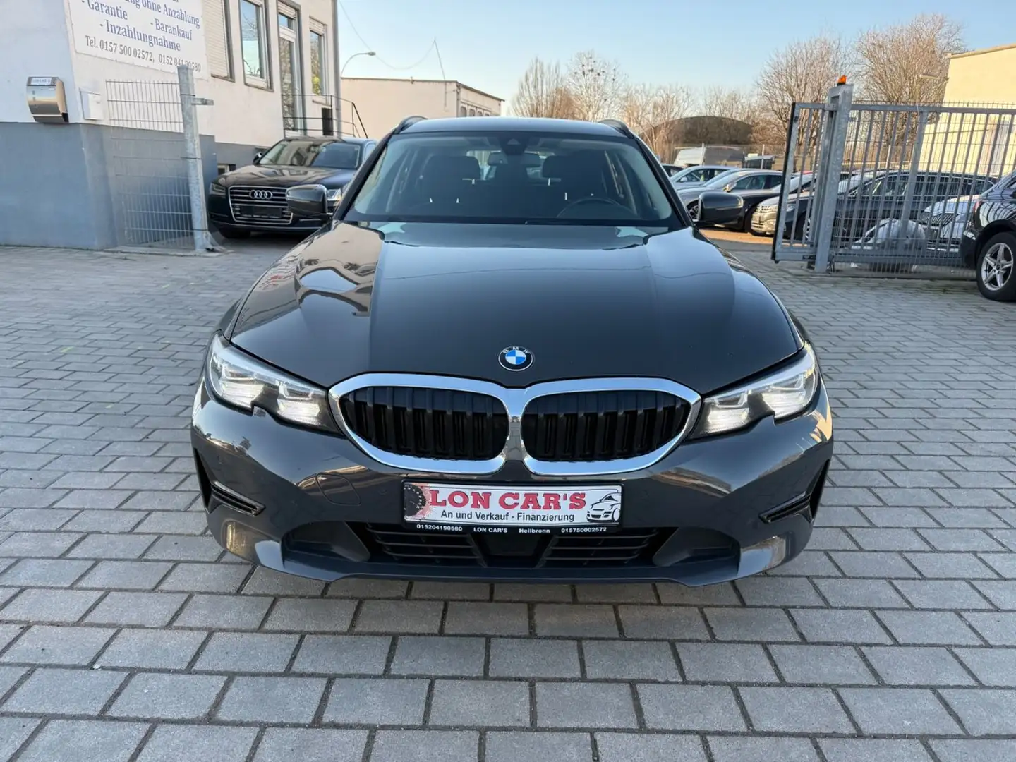 BMW 318 Baureihe 3 Touring 318 d Advantage Grau - 2
