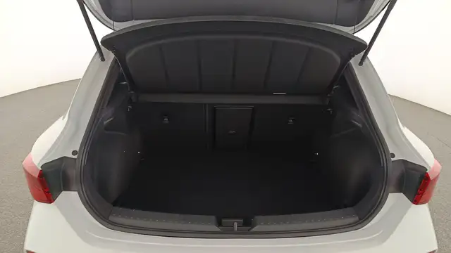 Cupra Leon view 7