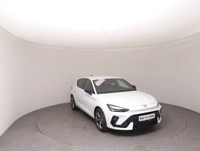 Cupra Leon view 2