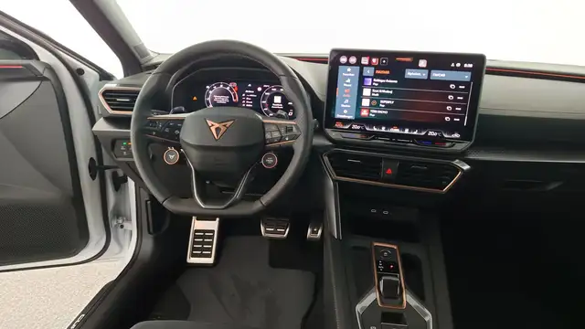 Cupra Leon view 12