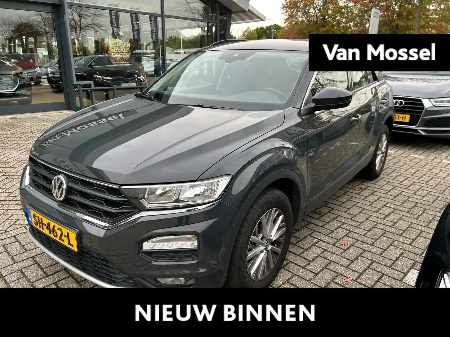 Volkswagen T-Roc 1.5 TSI Style Trekhaak | 16 Inch Velgen | Airco | Gris - 1