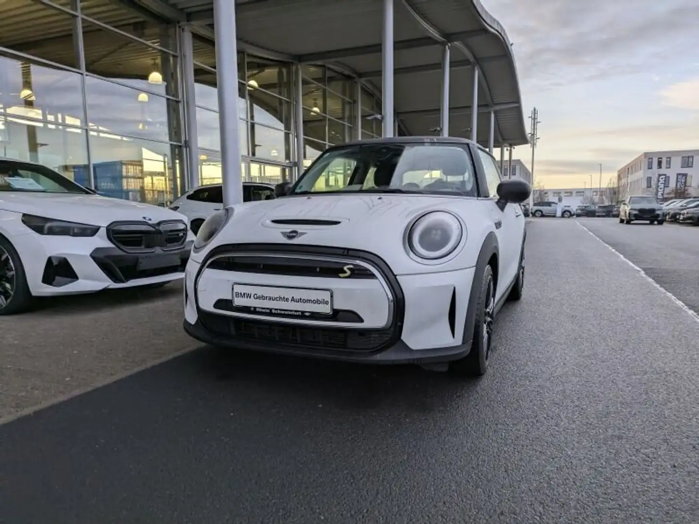 MINI Cooper SE 3-Türer LED. Navi. Driv.Ass. Weiß - 2