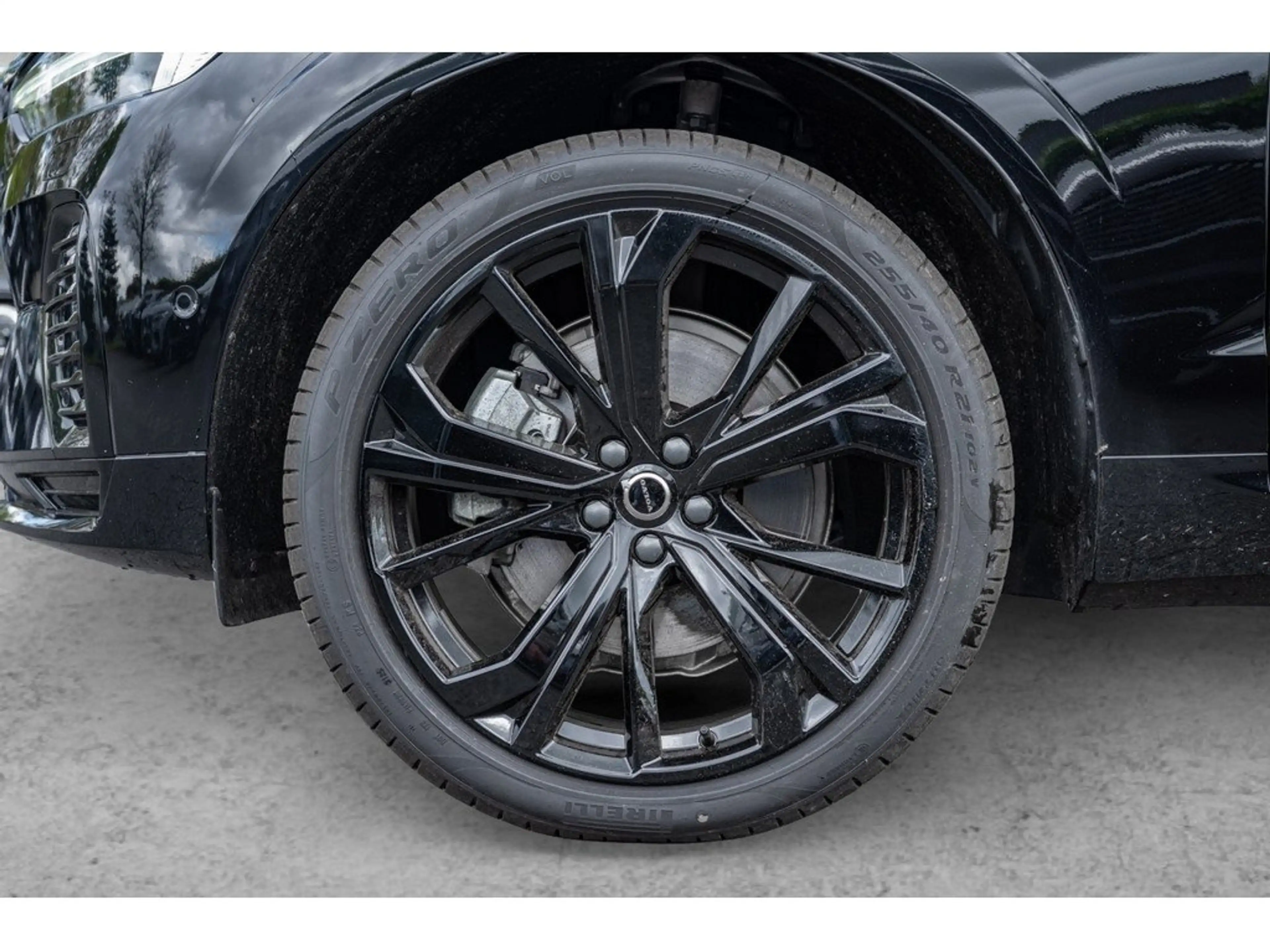 Volvo XC60 T6 Ultra Black Edition AWD — photo 7