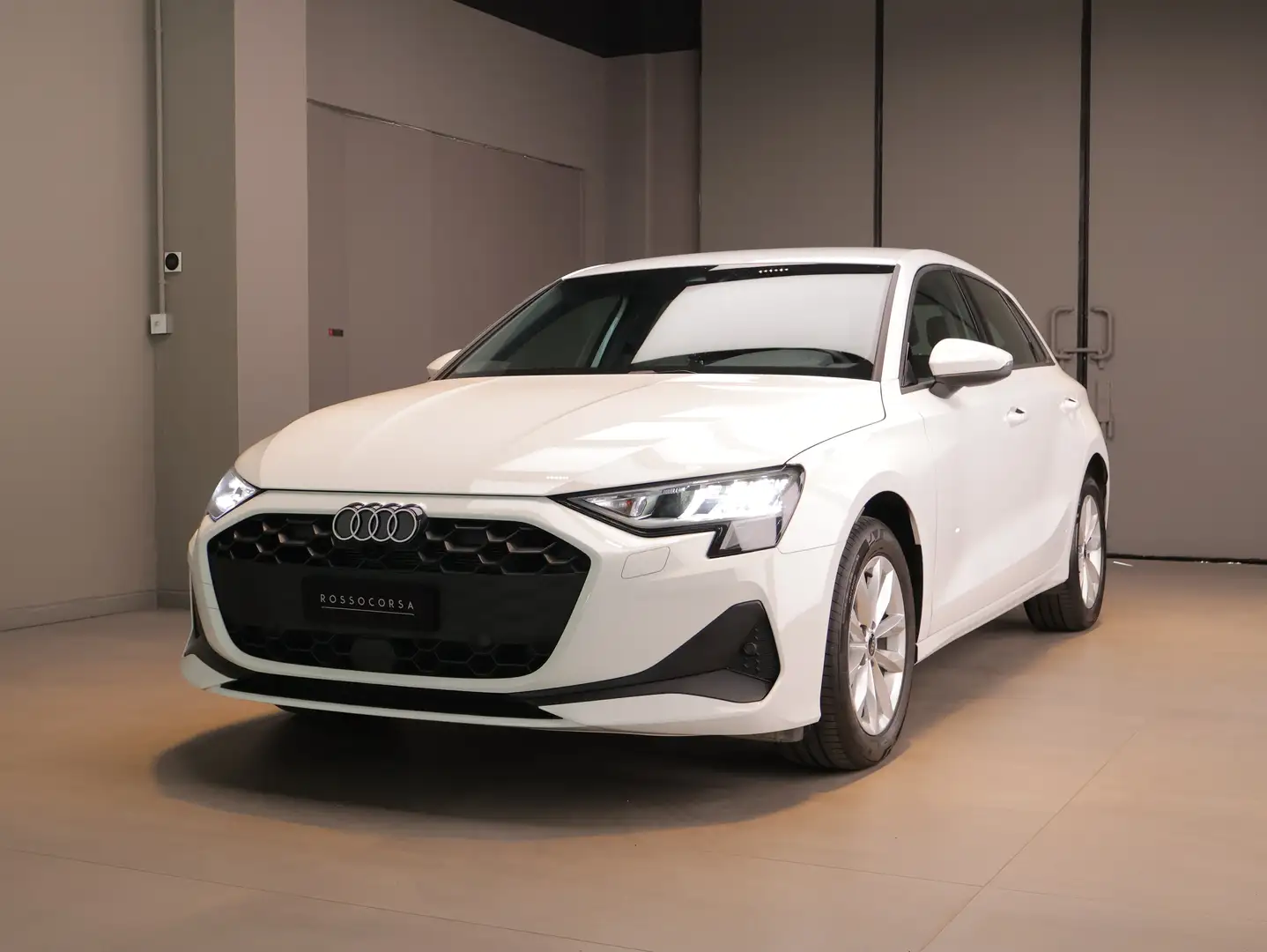 Audi A3 35 TFSI S Tronic MY25 restyling - PREZZO REALE Белый - 1