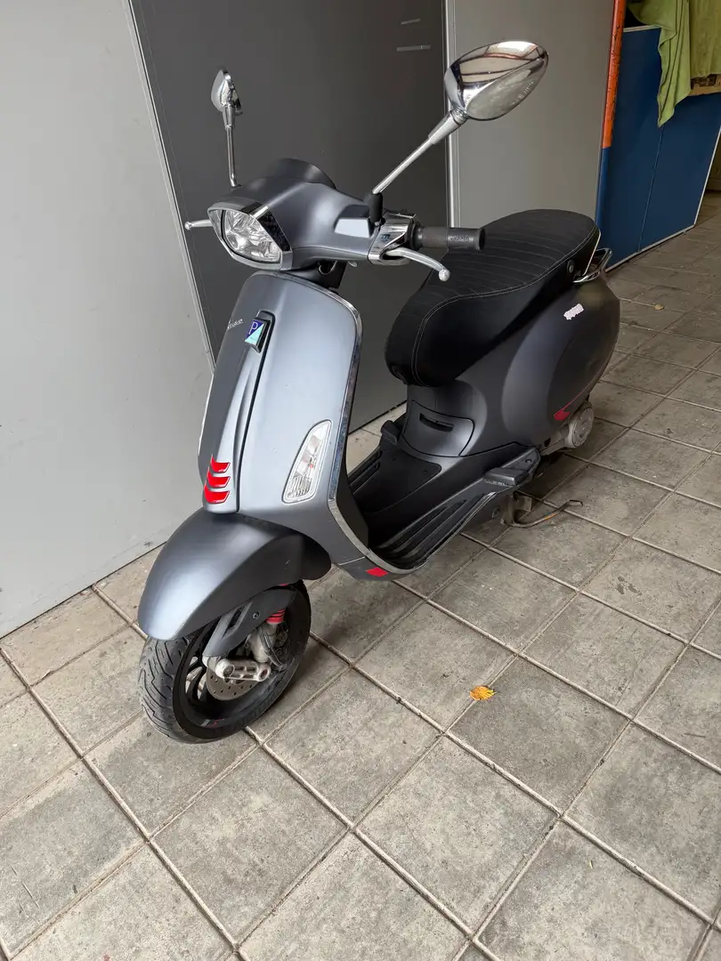 Vespa Sprint 50 Szary - 1