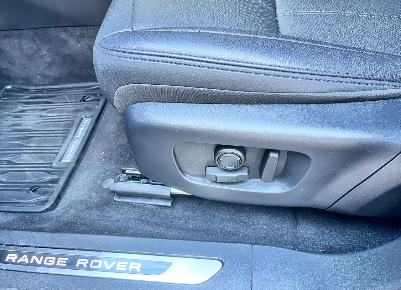 Land Rover Range Rover Evoque 2026 — фото 11
